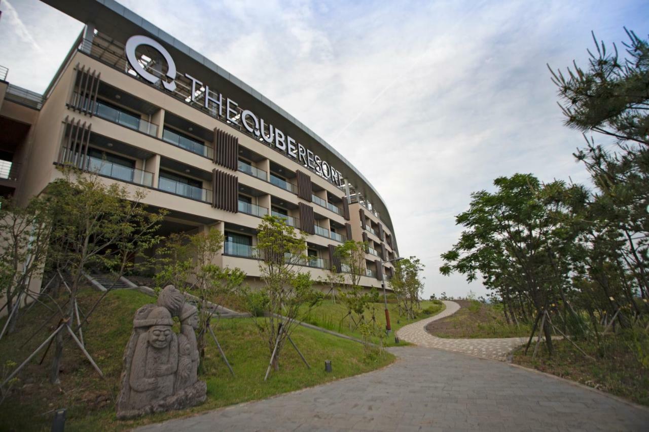The Qube Resort Jeju Seogwipo Exterior photo